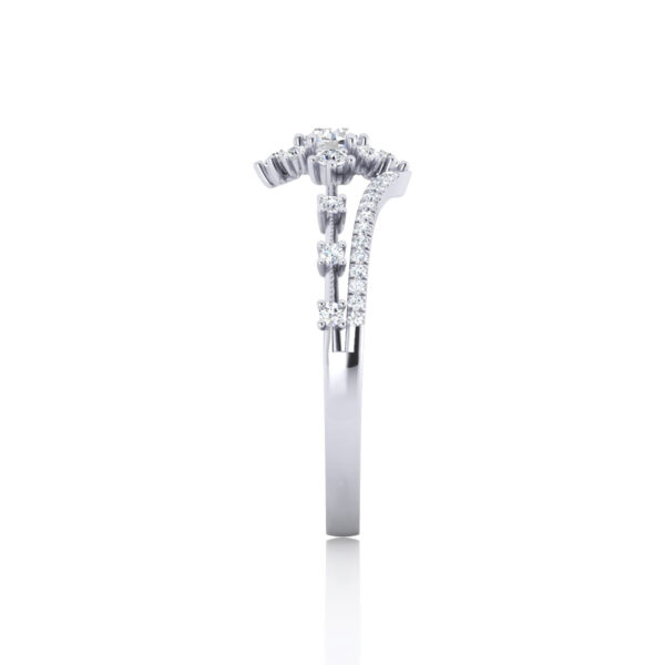 Fortune Compass II lab grown Diamond Engagement Ring - Image 4