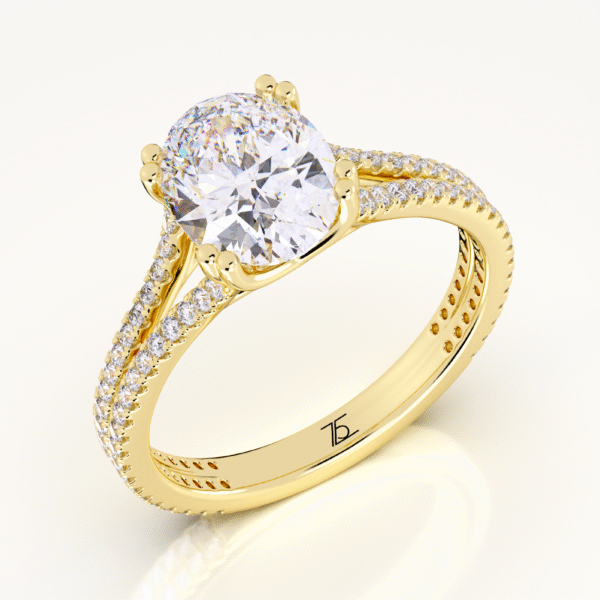 Split Shank Pear Cut Diamond Engagement Rings - Image 4